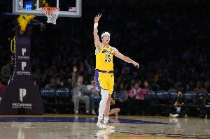 火爆尼克斯5vs马刺在线观看_火爆尼克斯5vs马刺在线观看在线观看_免费看直播