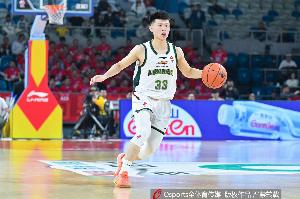 媒体人：山东男篮有意王岚嵚 他们愿意支付数额不小的转会费-is