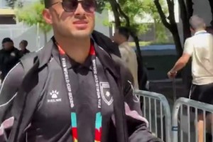 重磅卡塔尔大战加拿大低调看直播