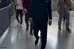免费乌兹别克斯坦对葡蔔牙进球集锦